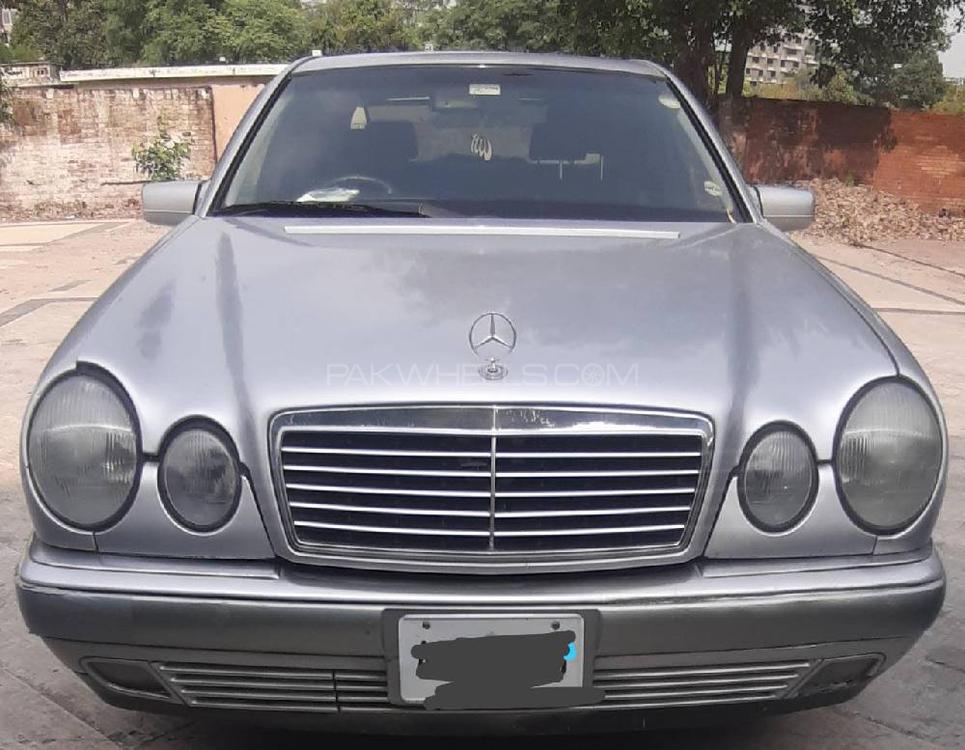 مرسڈیز بینز ای کلاس 1999 for Sale in لاہور Image-1