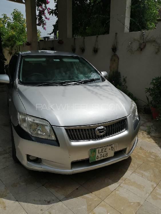 Toyota Corolla Axio 2012 for Sale in Lahore Image-1