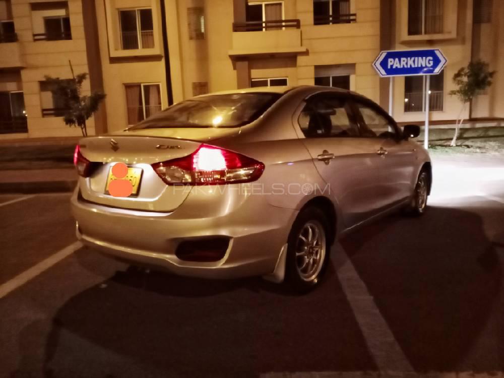 Suzuki Ciaz 2017 for Sale in Karachi Suzuki Ciaz 2017 for Sale in Karachi Image-4