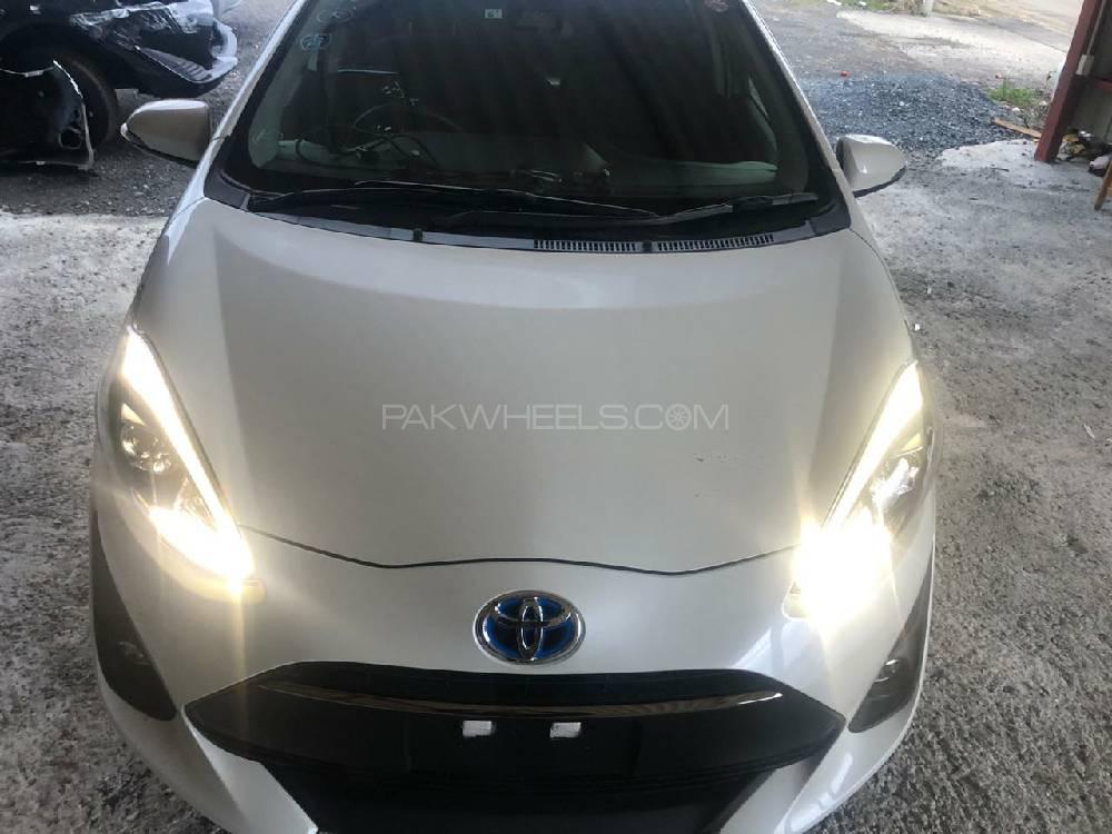 Toyota Aqua 2019 for Sale in Peshawar Image-1