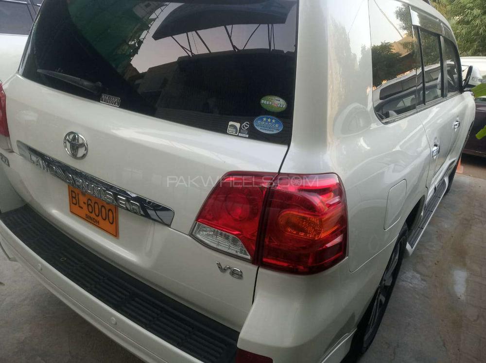 Toyota Land Cruiser 2012 for Sale in Karachi Toyota Land Cruiser 2012 for Sale in Karachi Image-18