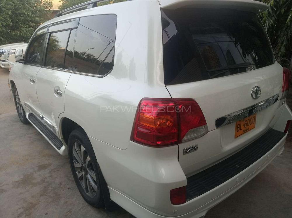 Toyota Land Cruiser 2012 for Sale in Karachi Toyota Land Cruiser 2012 for Sale in Karachi Image-19