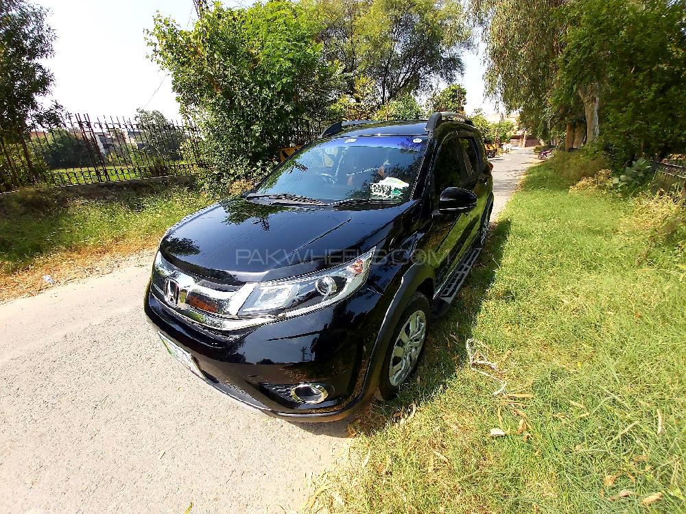 Honda BR-V 2019 for Sale in Lahore Image-1