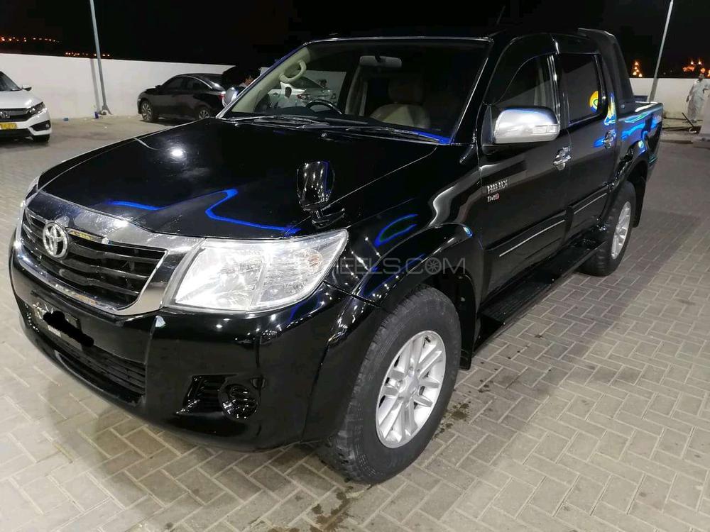 Toyota Hilux 2014 for Sale in Karachi Image-1