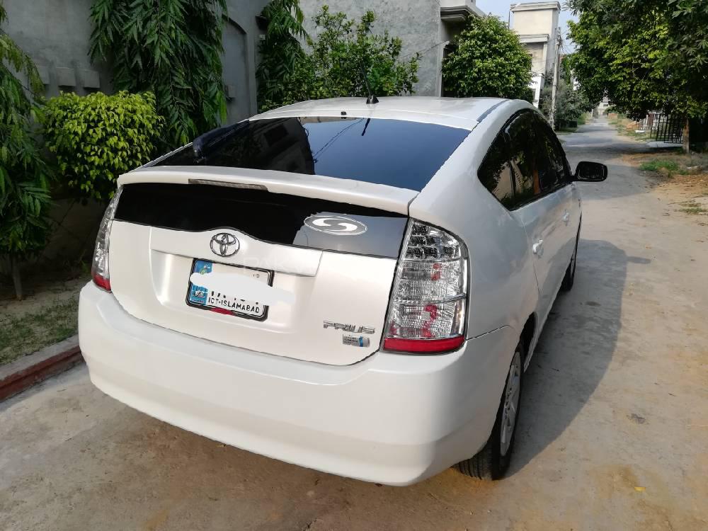 Toyota Prius 2007 for Sale in Jaranwala Image-1