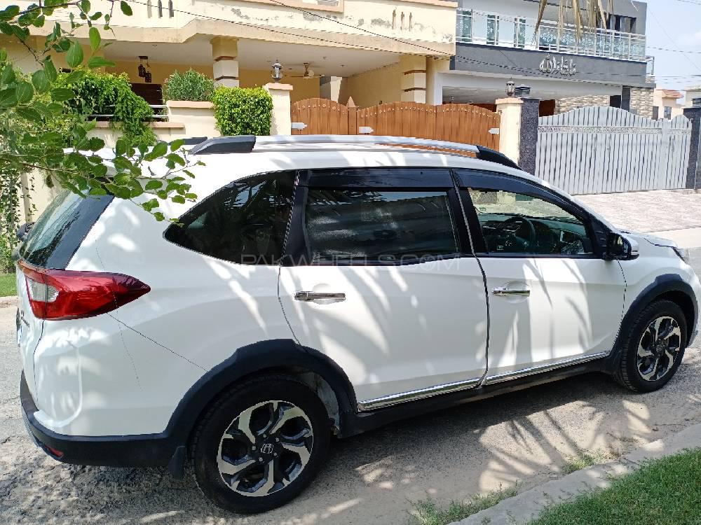 Honda BR-V 2018 for Sale in Faisalabad Honda BR-V 2018 for Sale in Faisalabad Image-16