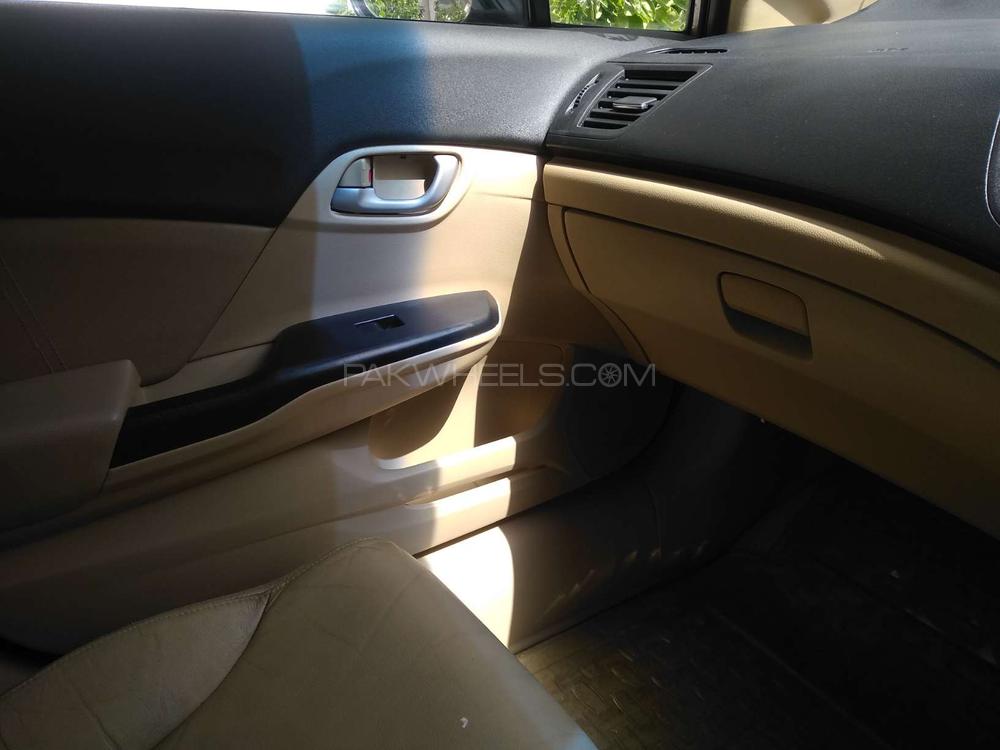 Honda Civic 2015 for Sale in Karachi Honda Civic 2015 for Sale in Karachi Image-10