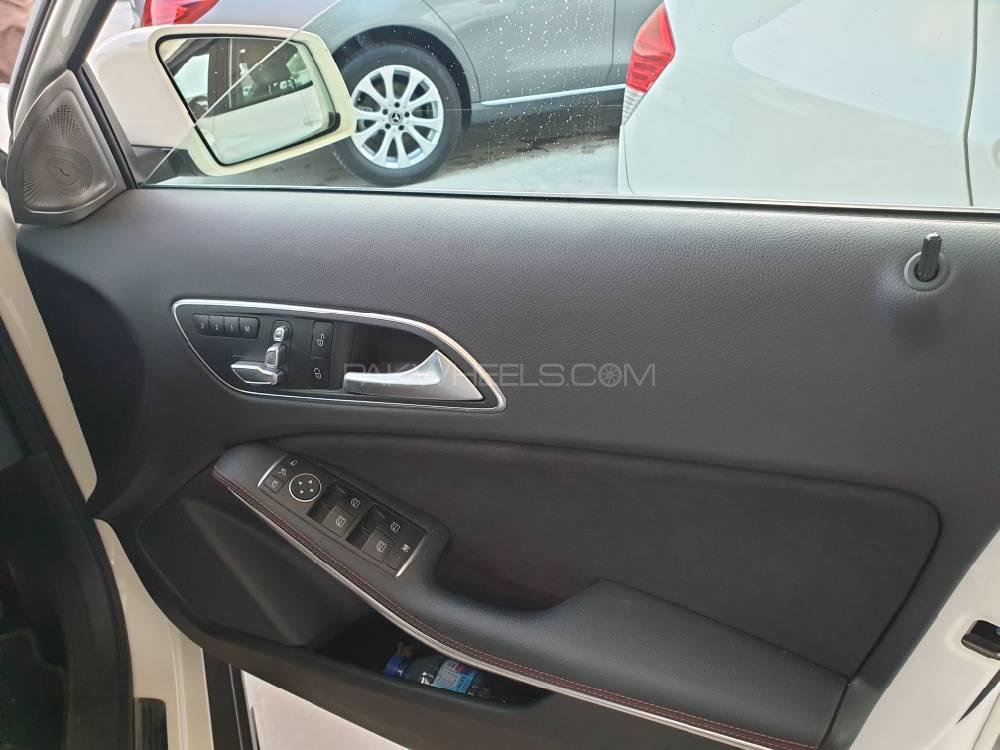 Mercedes Benz GLA Class 2017 for Sale in Islamabad Mercedes Benz GLA Class 2017 for Sale in Islamabad Image-7
