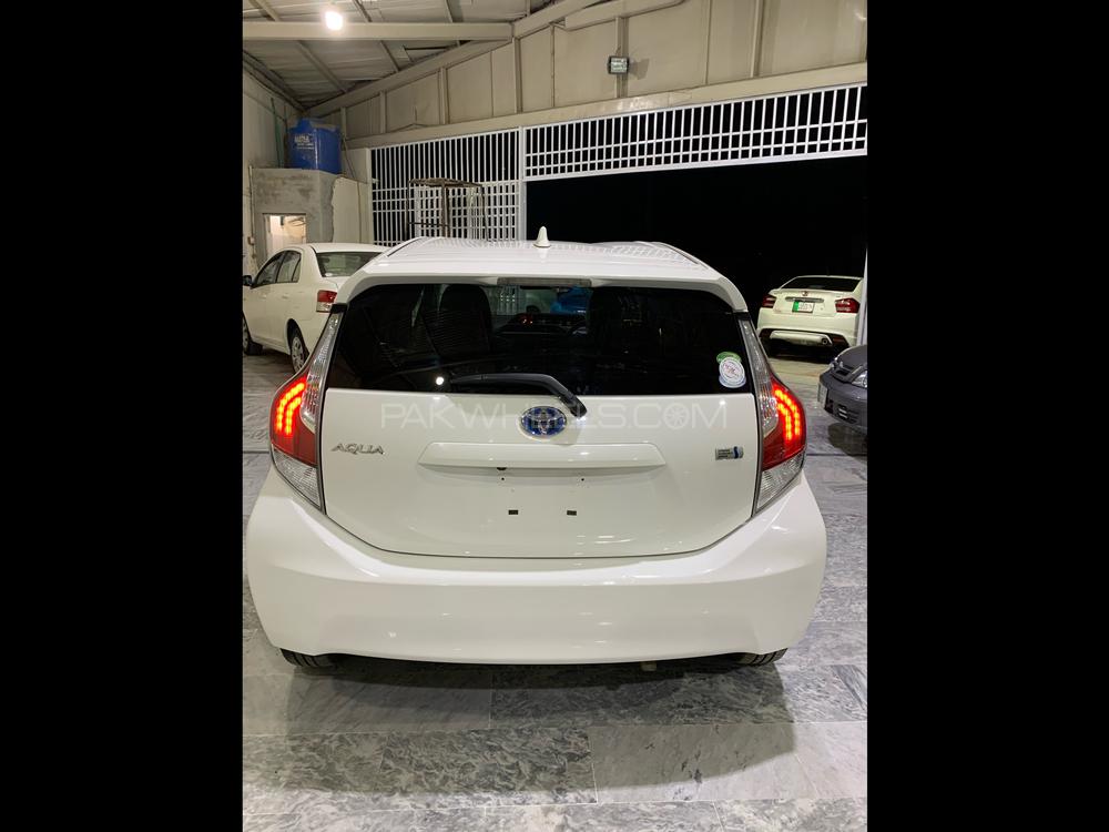 Toyota Aqua 2016 for Sale in Sahiwal Toyota Aqua 2016 for Sale in Sahiwal Image-16