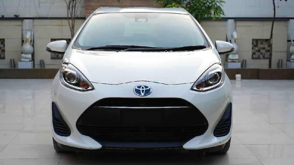 Toyota Aqua 2017 for Sale in Faisalabad Image-1