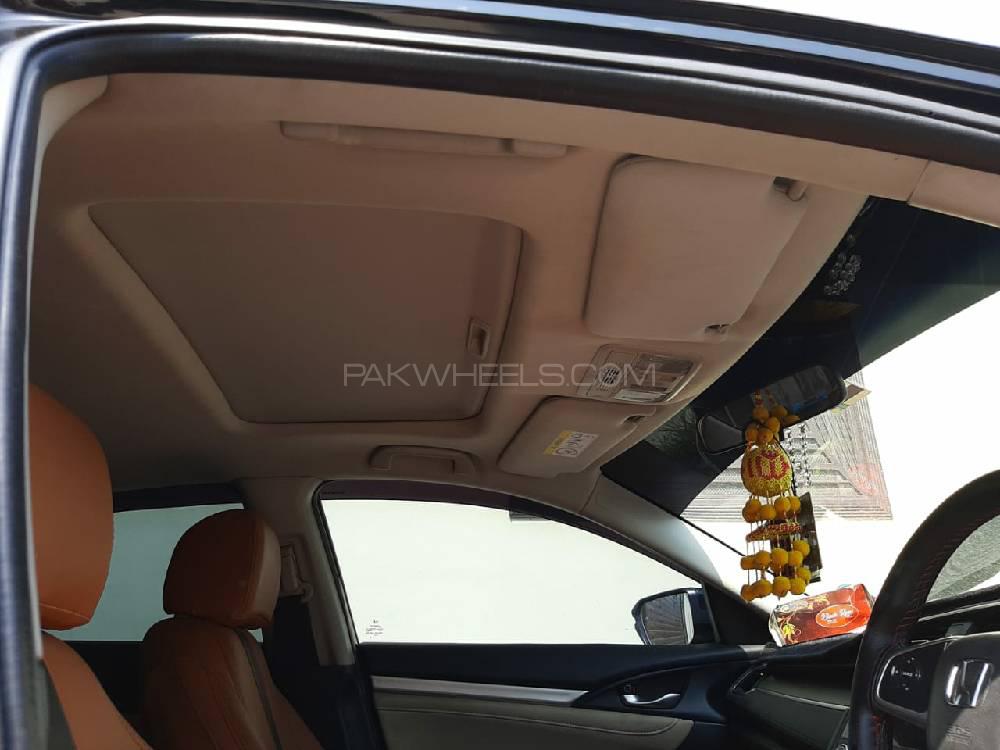 Honda Civic 2019 for Sale in Abbottabad Honda Civic 2019 for Sale in Abbottabad Image-12