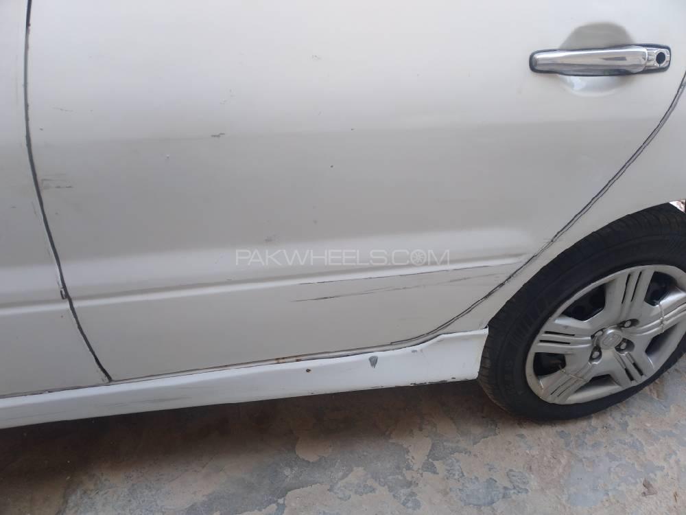 Mitsubishi Lancer 2005 for Sale in Karachi Mitsubishi Lancer 2005 for Sale in Karachi Image-2