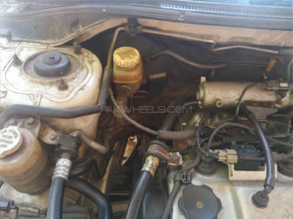 Mitsubishi Lancer 2005 for Sale in Karachi Mitsubishi Lancer 2005 for Sale in Karachi Image-10