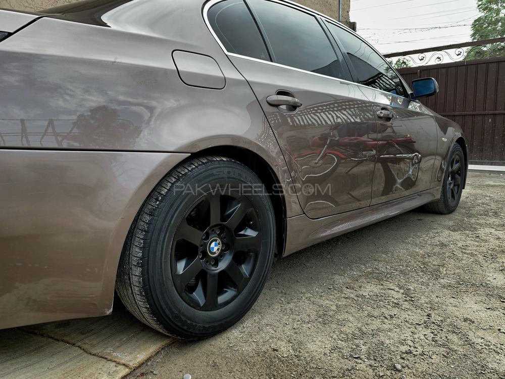 BMW 5 Series 2003 for Sale in Peshawar BMW 5 Series 2003 for Sale in Peshawar Image-9