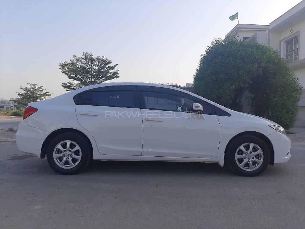 Honda Civic 2014 for Sale in Jaranwala Honda Civic 2014 for Sale in Jaranwala Image-8