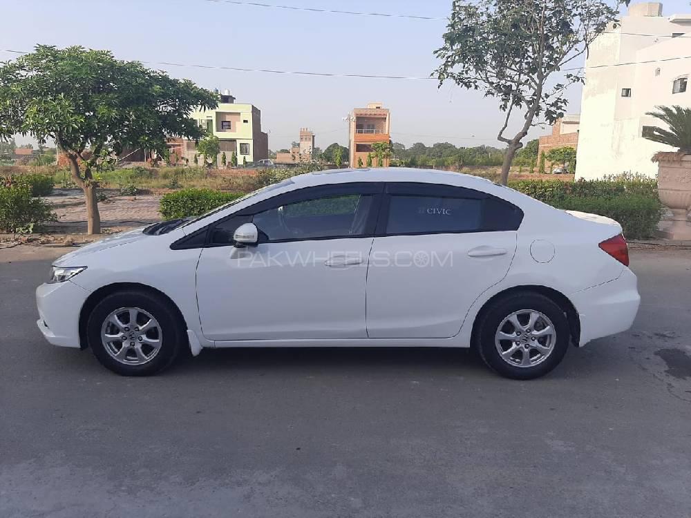 Honda Civic 2014 for Sale in Jaranwala Honda Civic 2014 for Sale in Jaranwala Image-11