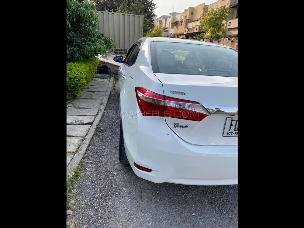 Toyota Corolla 2015 for Sale in Rawalpindi Image-1