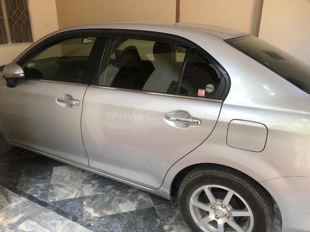 Toyota Corolla Axio 2015 for Sale in Lahore Toyota Corolla Axio 2015 for Sale in Lahore Image-9
