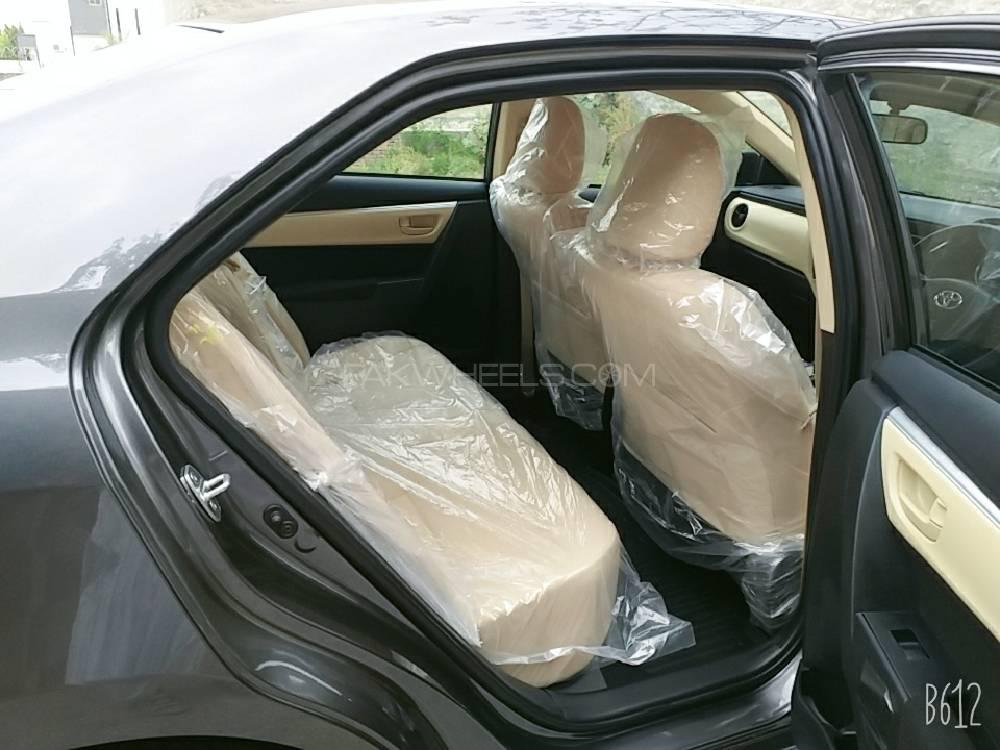 Toyota Corolla 2020 for Sale in Gujranwala Toyota Corolla 2020 for Sale in Gujranwala Image-10