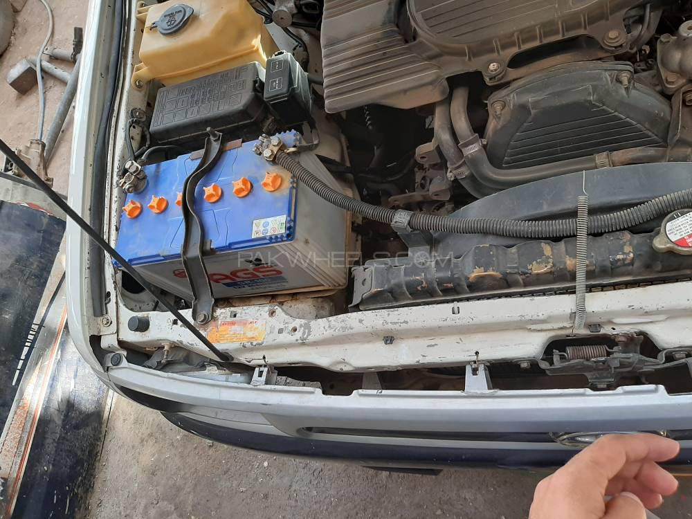 Toyota Hilux 2005 for Sale in Attock Toyota Hilux 2005 for Sale in Attock Image-5