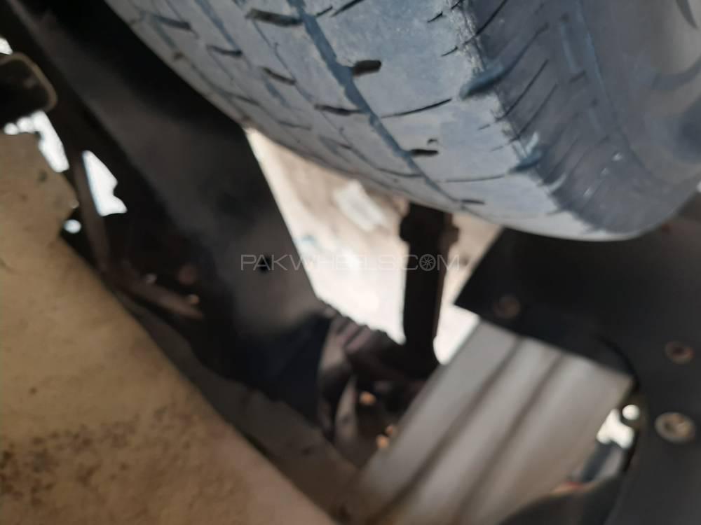 Toyota Hilux 2005 for Sale in Attock Toyota Hilux 2005 for Sale in Attock Image-12