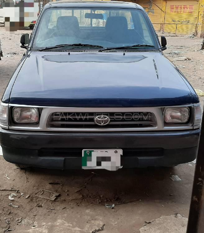 Toyota Hilux 2005 for Sale in Attock Toyota Hilux 2005 for Sale in Attock Image-16