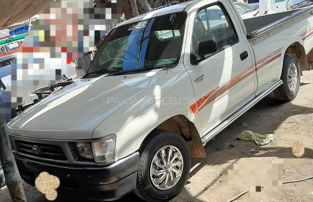 Toyota Hilux 2005 for Sale in Attock Toyota Hilux 2005 for Sale in Attock Image-15