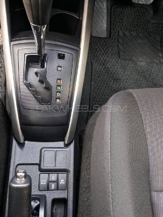Toyota Corolla Fielder 2016 for Sale in Lahore Toyota Corolla Fielder 2016 for Sale in Lahore Image-11