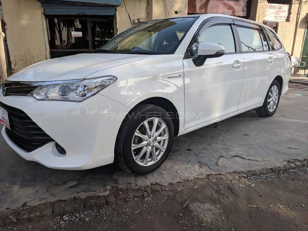 Toyota Corolla Fielder 2016 for Sale in Lahore Toyota Corolla Fielder 2016 for Sale in Lahore Image-9