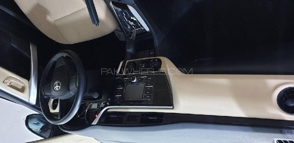 Toyota Corolla 2020 for Sale in Lahore Toyota Corolla 2020 for Sale in Lahore Image-4