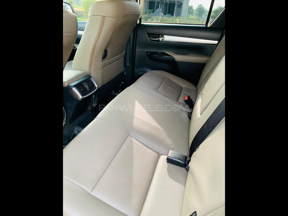 Toyota Hilux 2020 for Sale in Mandi bahauddin Toyota Hilux 2020 for Sale in Mandi bahauddin Image-16