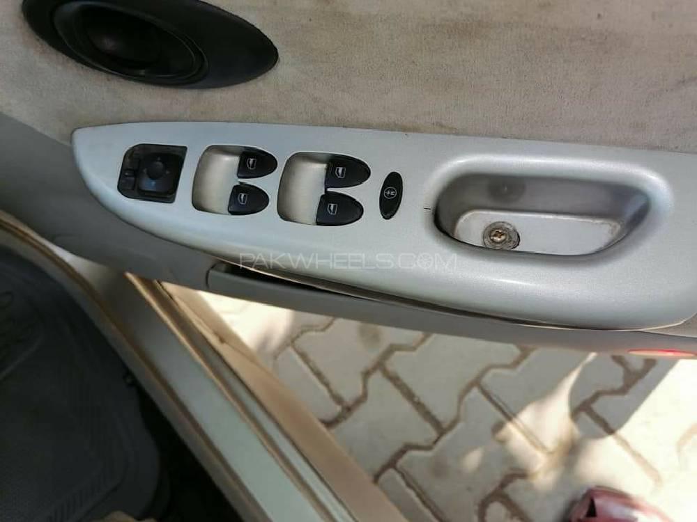 چیری کیو کیو 2006 for Sale in سیالکوٹ چیری کیو کیو 2006 for Sale in سیالکوٹ Image-5