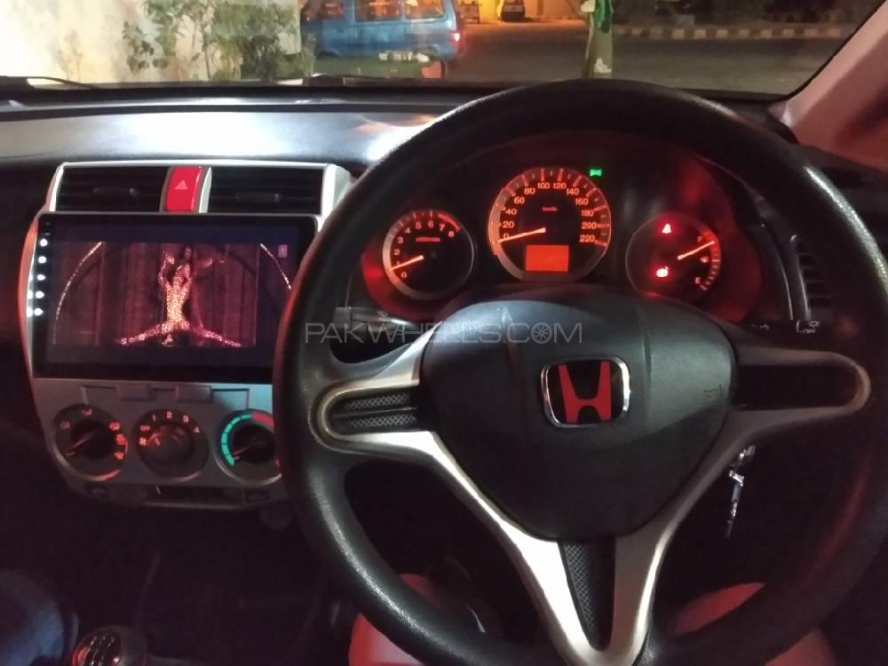 Honda City 2010 for Sale in Karachi Image-1