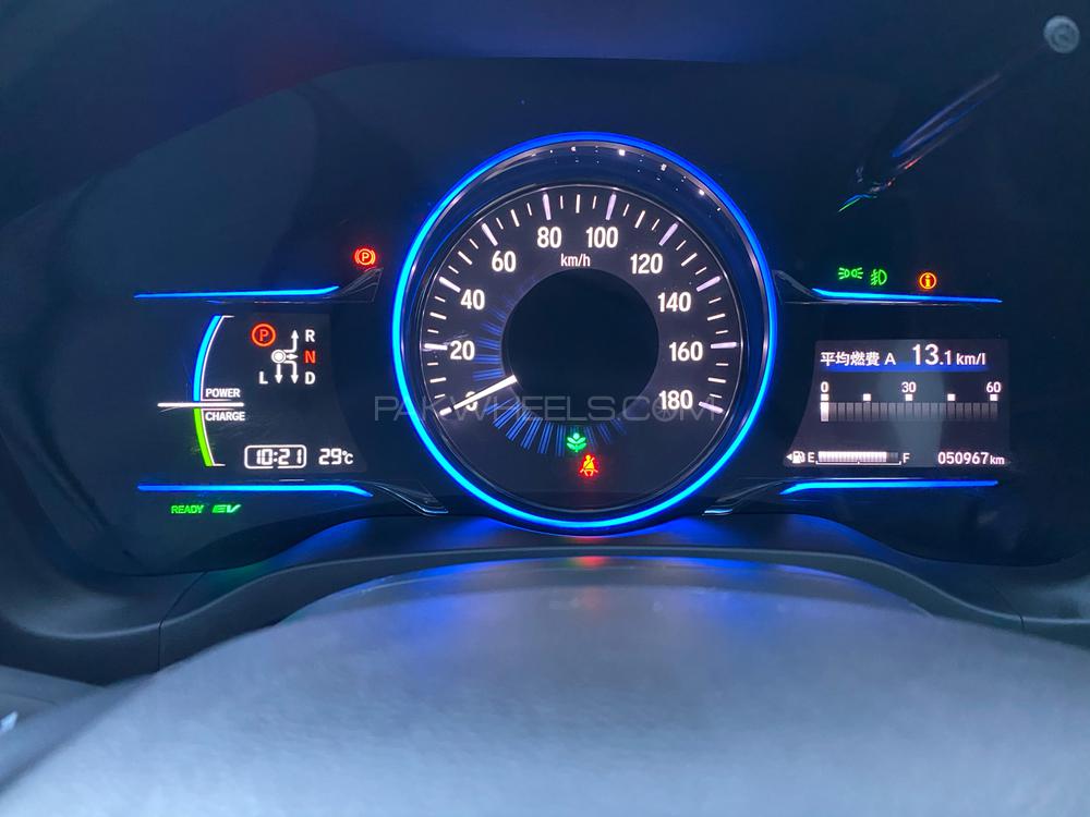 Honda Vezel 2015 for Sale in Islamabad Honda Vezel 2015 for Sale in Islamabad Image-6
