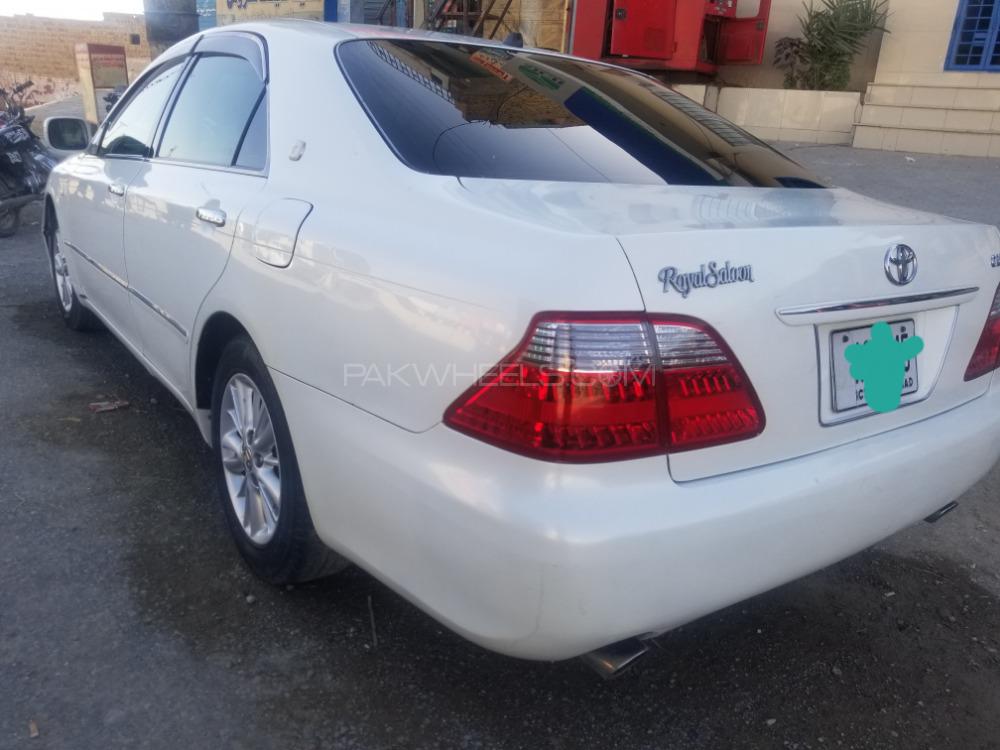 Toyota Crown 2005 for Sale in Quetta Image-1