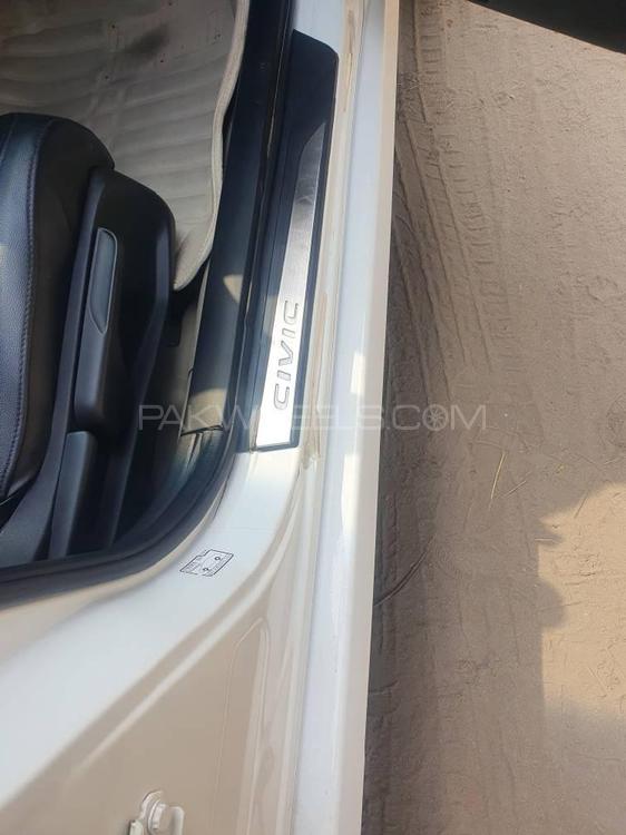 Honda Civic 2019 for Sale in Lahore Honda Civic 2019 for Sale in Lahore Image-13