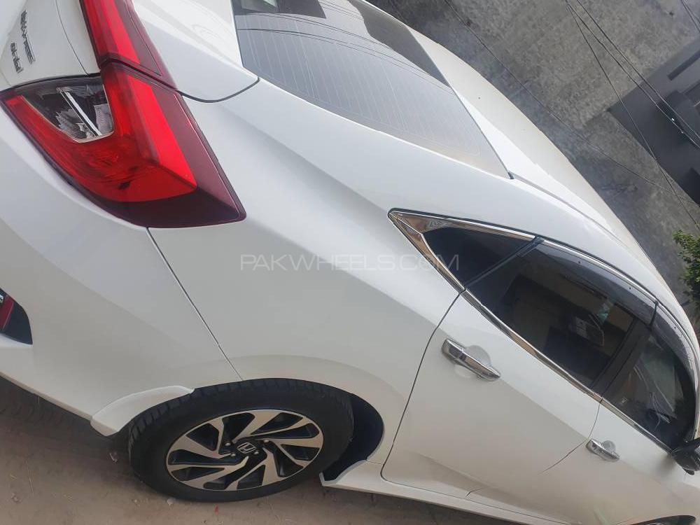 Honda Civic 2019 for Sale in Lahore Honda Civic 2019 for Sale in Lahore Image-8