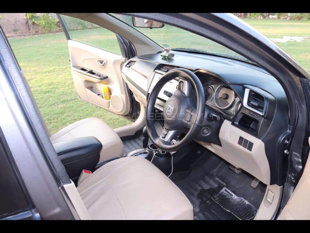 Honda BR-V 2018 for Sale in Sargodha Honda BR-V 2018 for Sale in Sargodha Image-14
