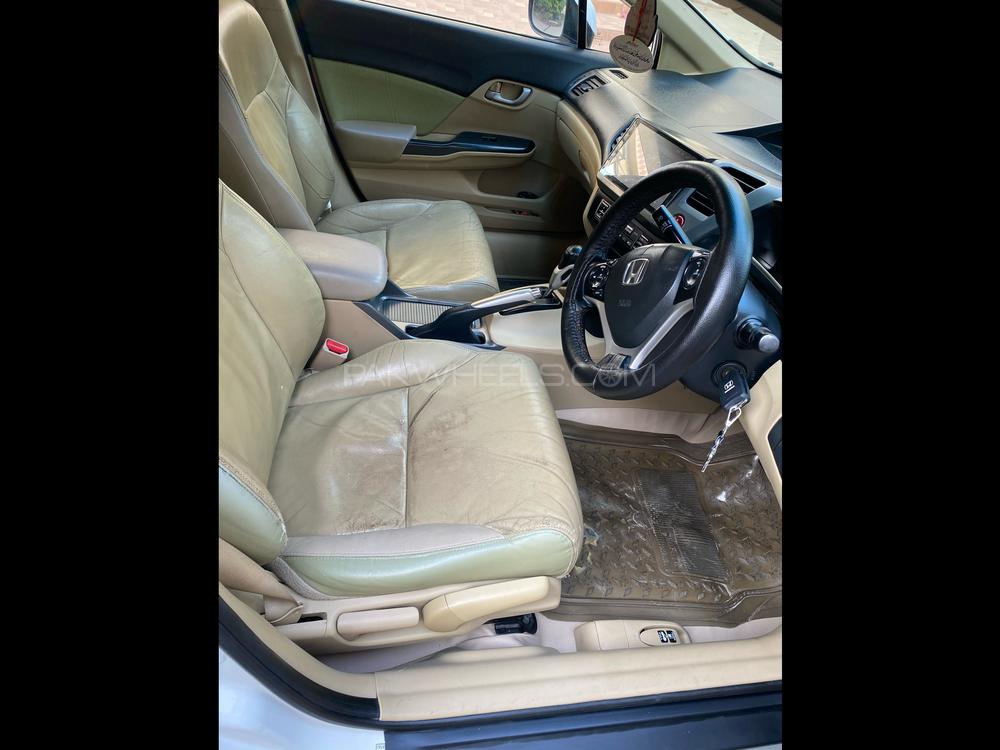 Honda Civic 2014 for Sale in Faisalabad Honda Civic 2014 for Sale in Faisalabad Image-17