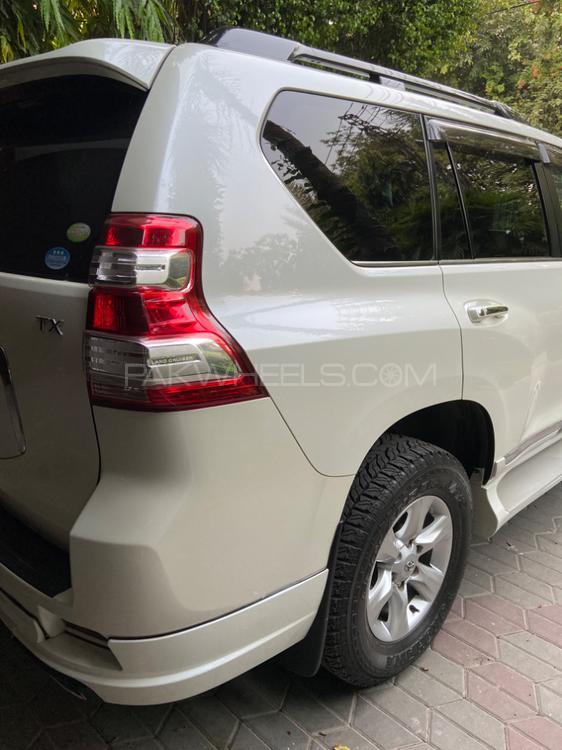 ٹویوٹا پراڈو 2010 for Sale in لاہور ٹویوٹا پراڈو 2010 for Sale in لاہور Image-5