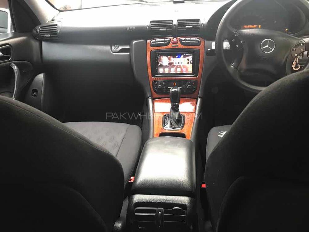 Mercedes Benz C Class - 2002 usama  Mercedes Benz C Class - 2002 usama  Image-3