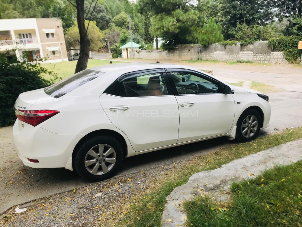 Toyota Corolla 2017 for Sale in Abbottabad Toyota Corolla 2017 for Sale in Abbottabad Image-3