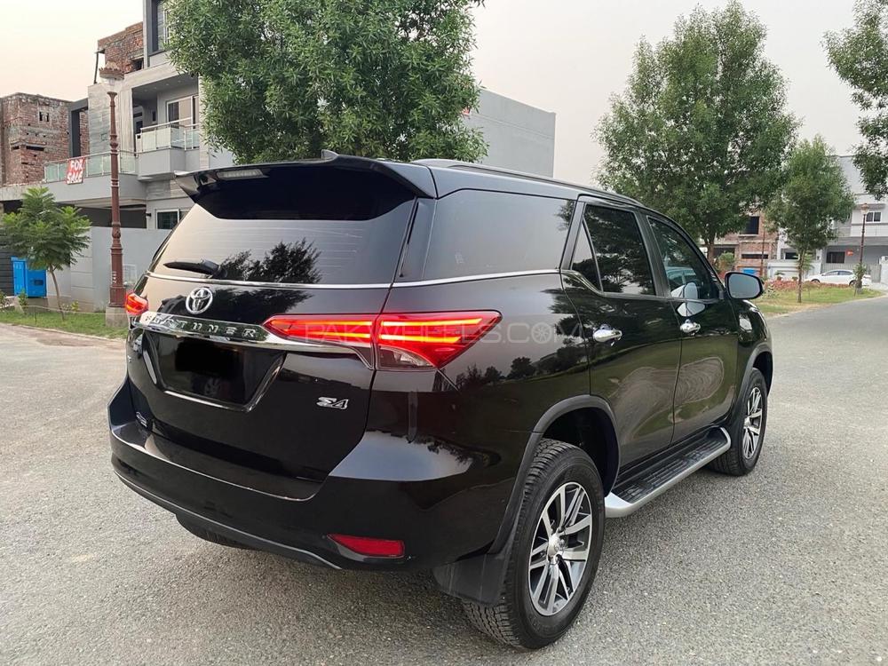 ٹویوٹا فورچیونر 2019 for Sale in لاہور ٹویوٹا فورچیونر 2019 for Sale in لاہور Image-2