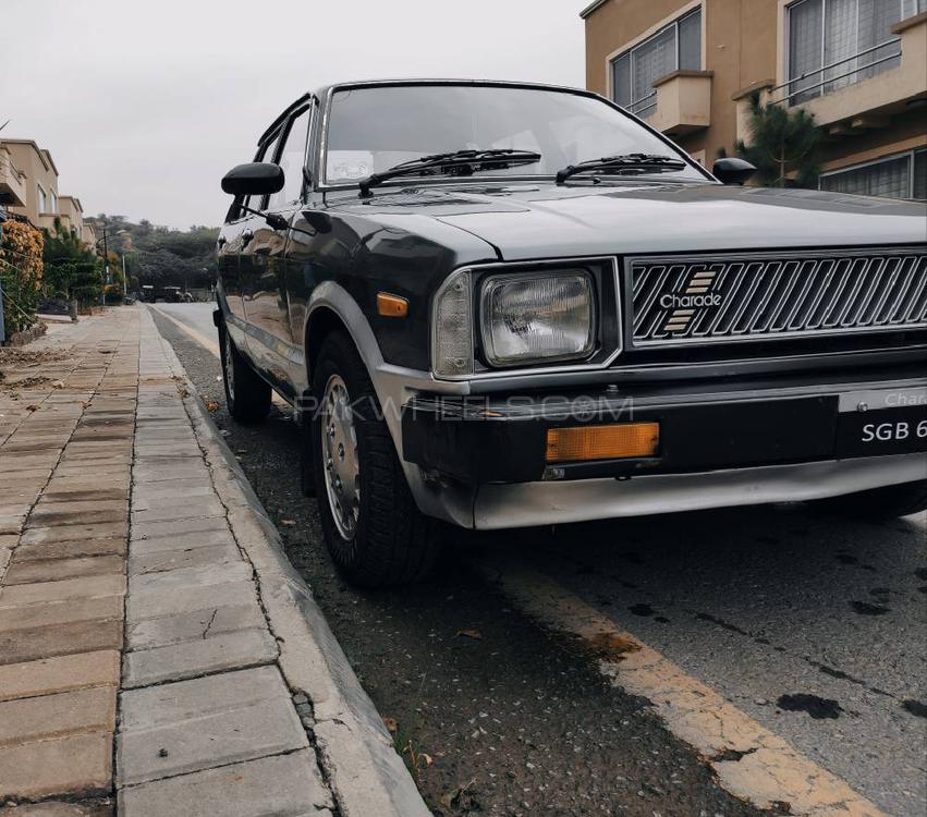 Daihatsu Charade - 1982 flying horse Daihatsu Charade - 1982 flying horse Image-4