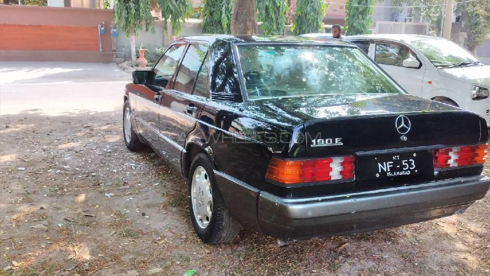 Mercedes Benz E Class 1982 for Sale in Lahore Mercedes Benz E Class 1982 for Sale in Lahore Image-8