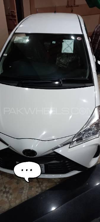 Toyota Vitz 2017 for Sale in Wazirabad Image-1