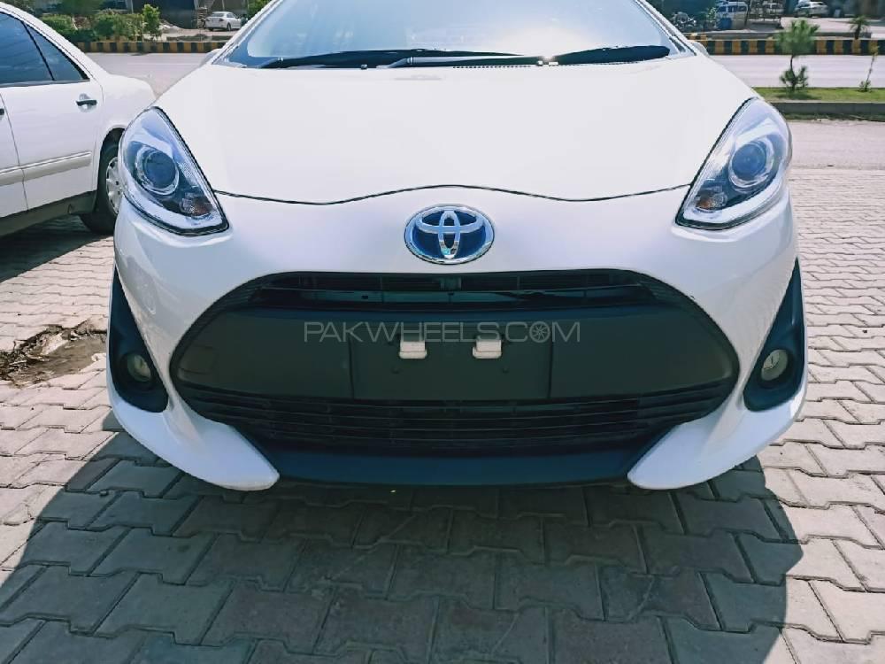 Toyota Aqua 2018 for Sale in Peshawar Image-1