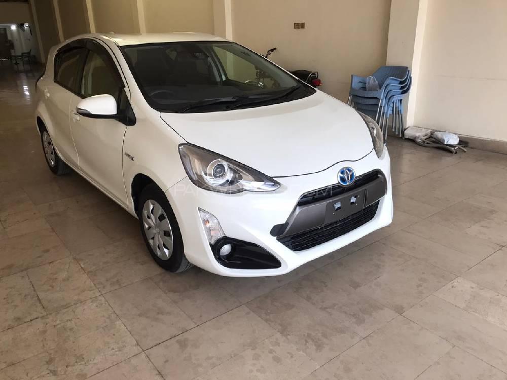 Toyota Aqua 2016 for Sale in Gujranwala Image-1