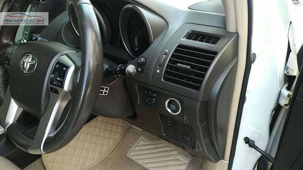 Toyota Prado 2010 for Sale in Karachi Toyota Prado 2010 for Sale in Karachi Image-10