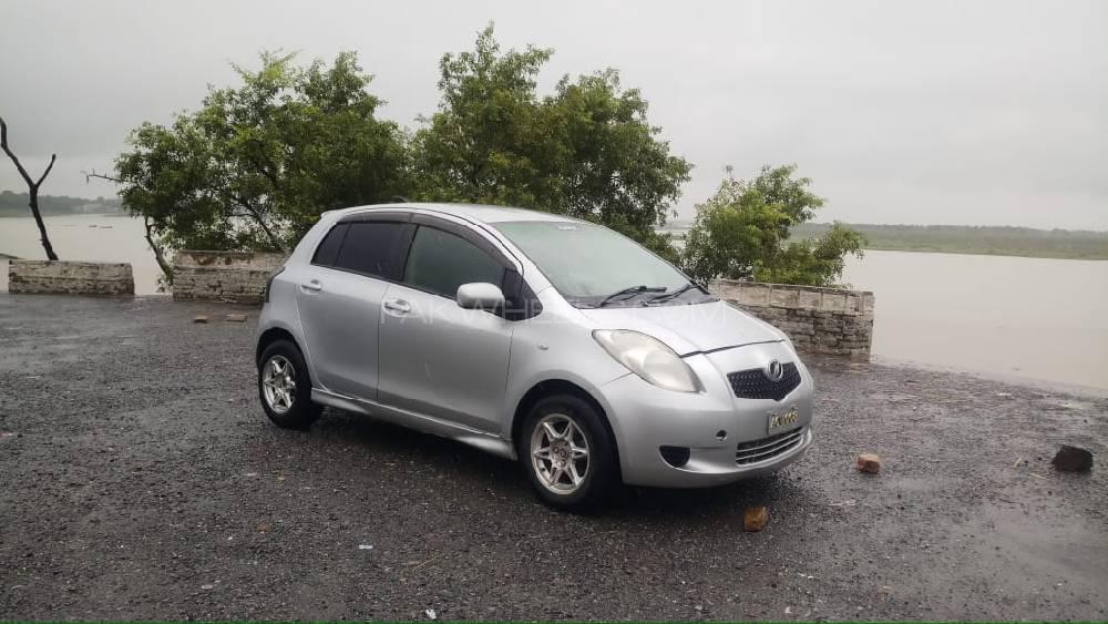Toyota Vitz 2005 for Sale in Nowshera cantt Toyota Vitz 2005 for Sale in Nowshera cantt Image-5